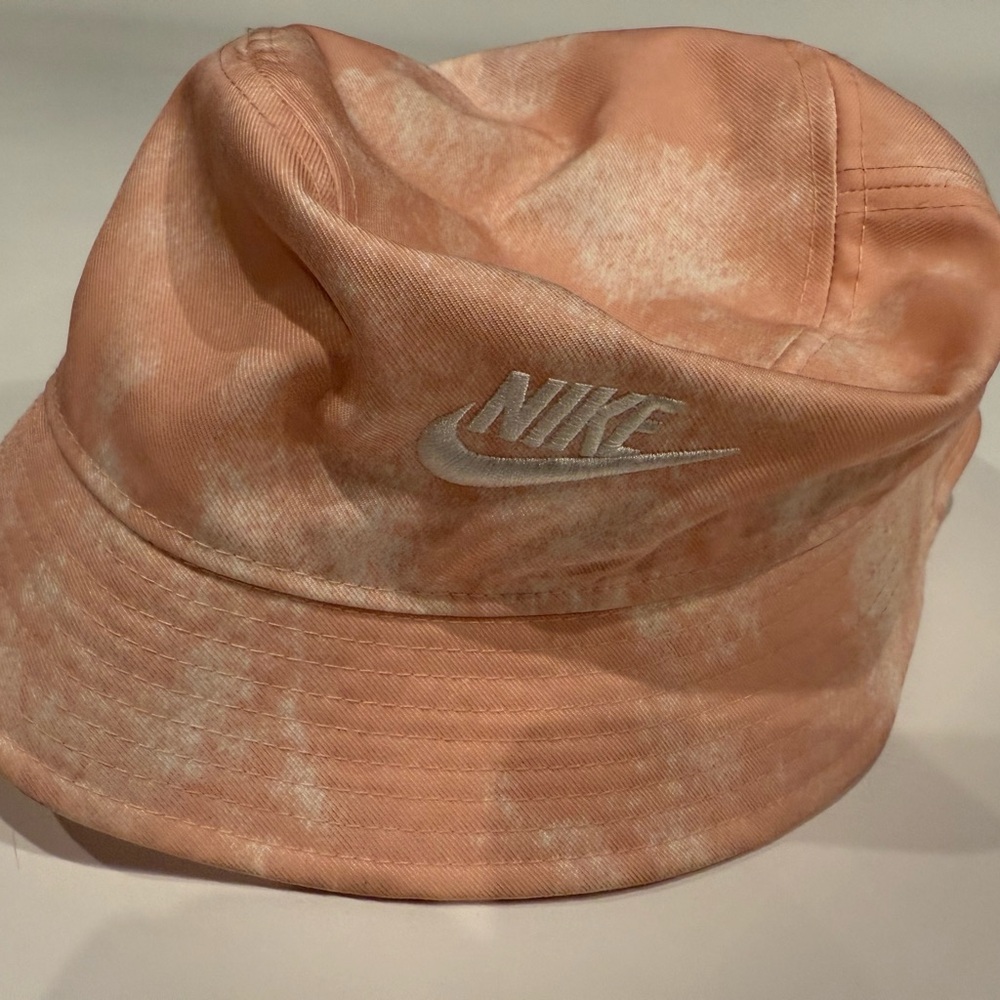 Nike Coral Tie-Dye Bucket Hat